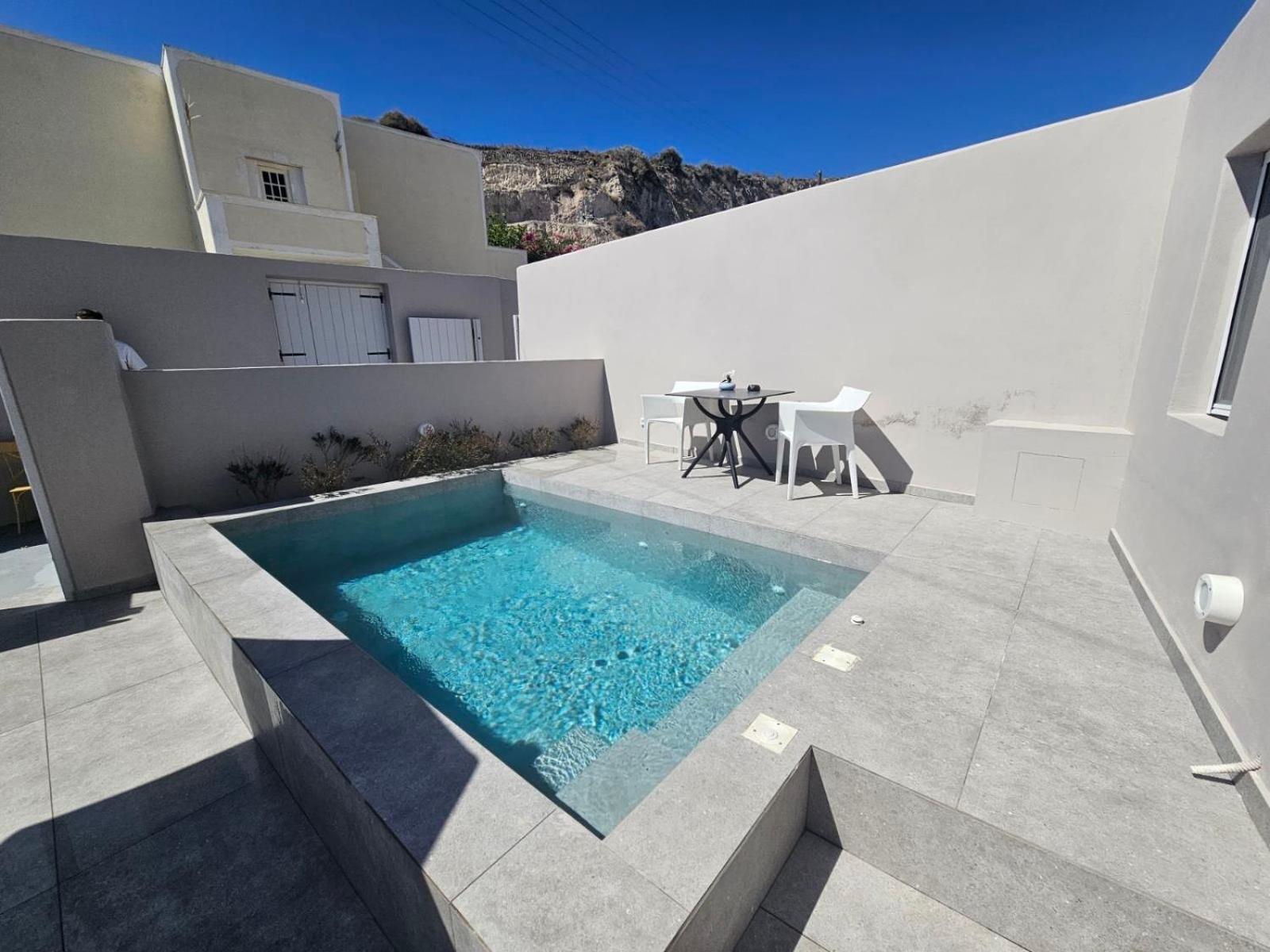 Petroma Cave Suites Vourvoulos Экстерьер фото